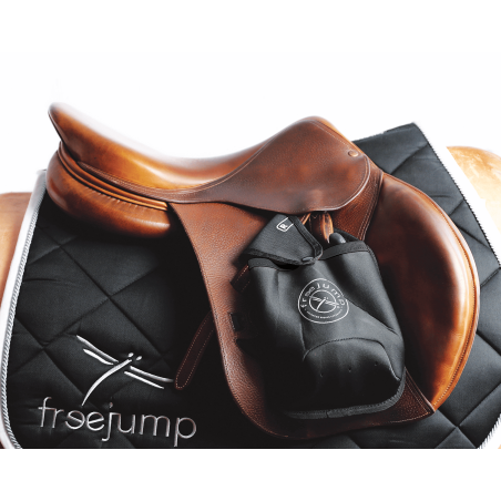 Stirrup pocket